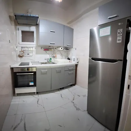 Apartment Comfortable 3rd Floor Near Metro *