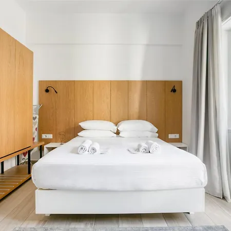 Elia Kolonaki Luxury 3* Athens