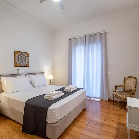 Apartment Central5 Boutique With Common Garden Next To Metro Athens