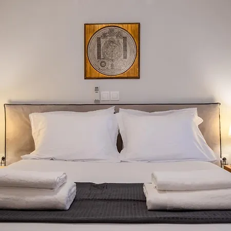 Central5 Boutique With Common Garden Next To Metro * Athens