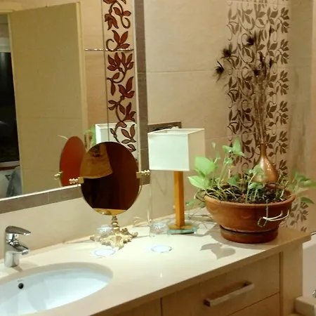 Annitas Luxury Oasis *