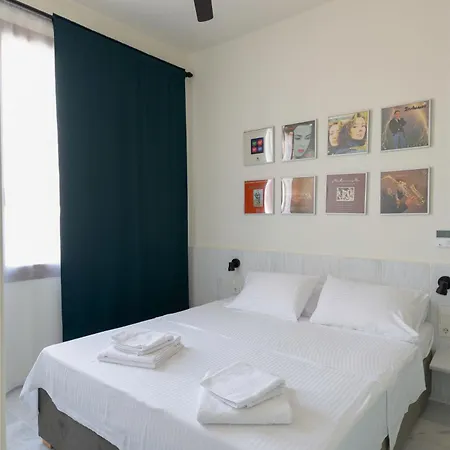 דירה Mooeve Exarchia