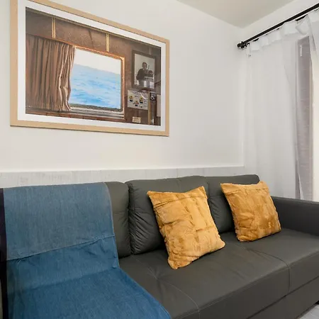 דירה Mooeve Exarchia