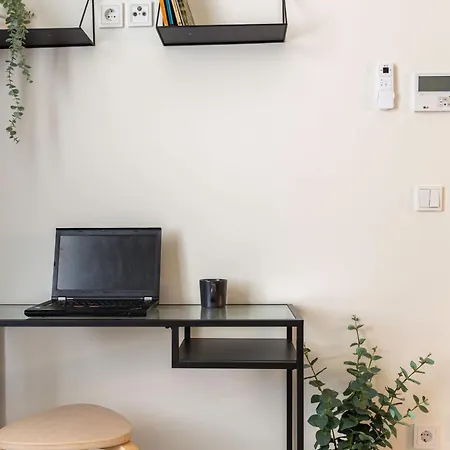 Mooeve Exarchia Apartment *