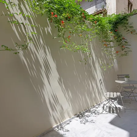 Mooeve Exarchia דירה