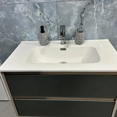 Apartment Luxuery 3br *