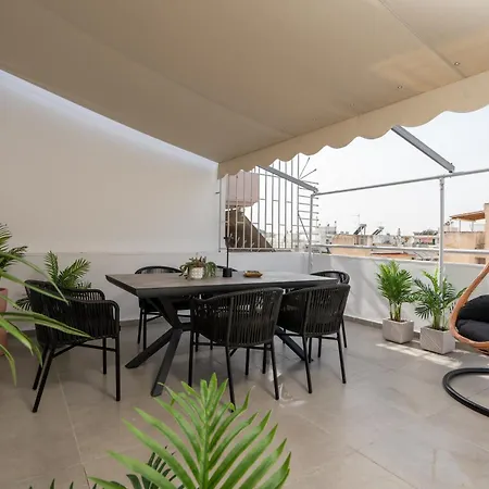Seven Hills, Boutique Apartment *
