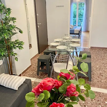 Olive Tree Deluxe 70m From Metro Apartment Athens