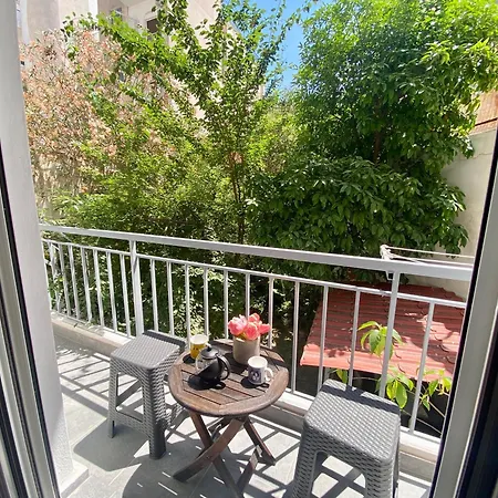 Olive Tree Deluxe 70m From Metro Athens