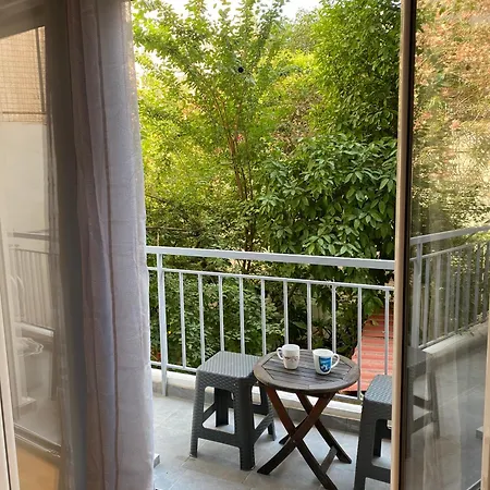Olive Tree Deluxe 70m From Metro *