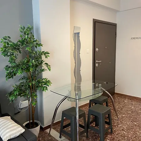 Olive Tree Deluxe 70m From Metro Athens