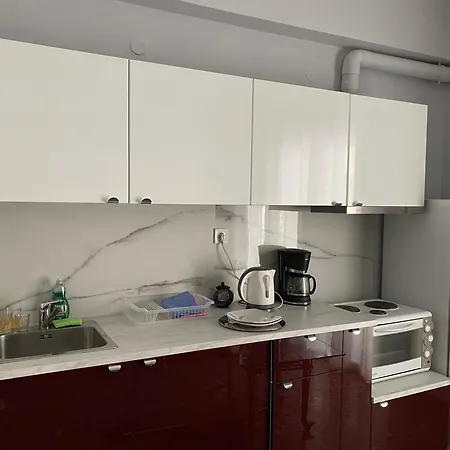 Apartment Olive Tree Deluxe 70m From Metro