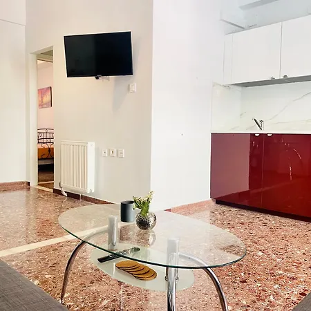 Apartment Olive Tree Deluxe 70m From Metro Athens