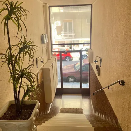 Olive Tree Deluxe 70m From Metro *