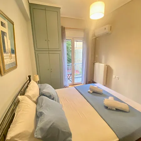 Olive Tree Deluxe 70m From Metro Athens