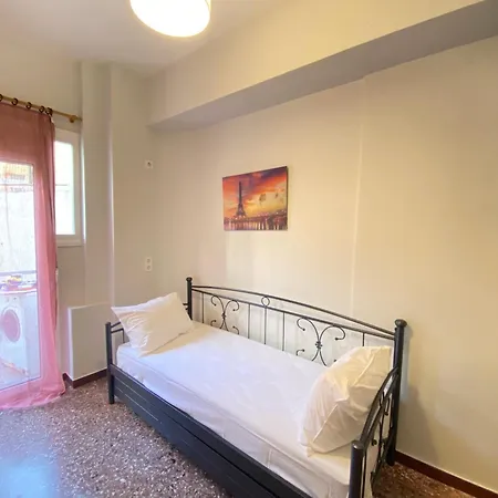 Olive Tree Deluxe 70m From Metro Athens