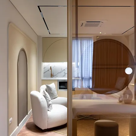 Dion Luxury *