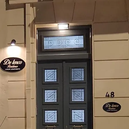 De Lenco 2 Apartment