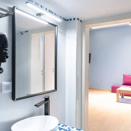 Apartment Kazi 2 *