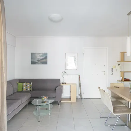 Apartment Family Sunny 2 Bedroom 1700M Center 50M Busstop,300M Busstop Acropolis Athens