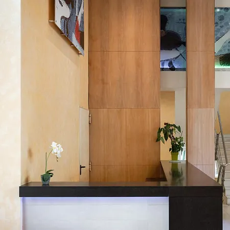Hotel Lacoba 2*
