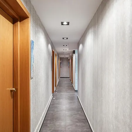 Lacoba Hotel 2*