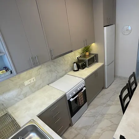 4 Newly Renovated Charming Steps From Panormou Metro Station Apartment *