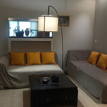Central Apartment *