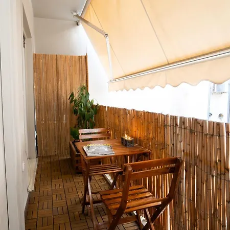 Quiet Center On A Pedestrian Street Apartment