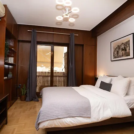 Quiet Center On A Pedestrian Street Apartment
