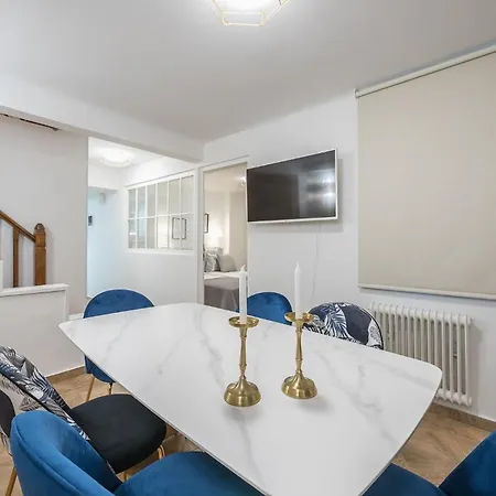 Kolonaki Garden Apartment Athens