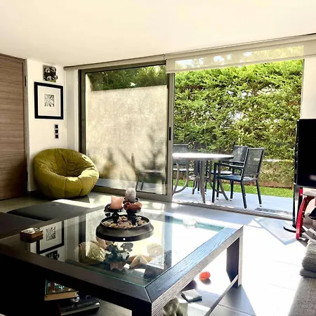 Glyfada's Luxury Apartment