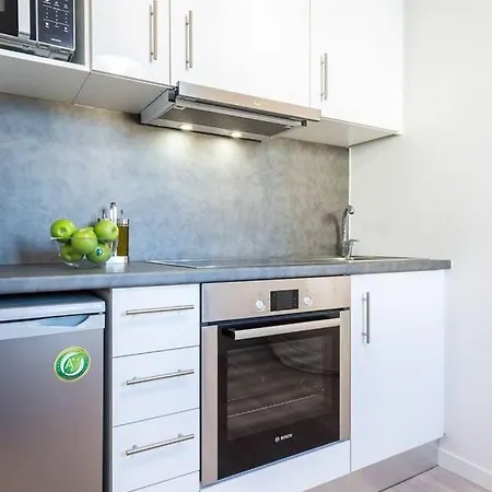 Emily In - Chic Flat With Terrace Syntagma E1 * Athens