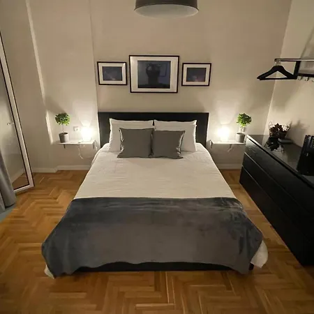 Apartment 4 Newly Renovated Charming Steps From Panormou Metro Station Athens