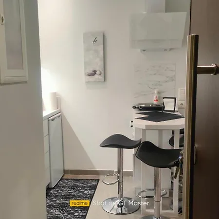 Apartment Syntagma Contemporary Athens