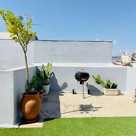 Apartment Yuna Penthouse, 100sqm Private Rooftop Terrasse, Acropolis By Foot *