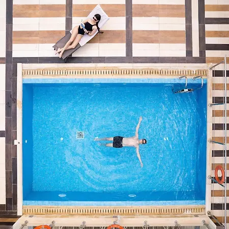 Crowne Plaza Centre By Ihg Hotel 5*