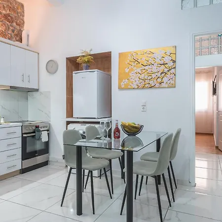 Contemporary 200m From Acropolis 100mbps Netflix Apartment Athens