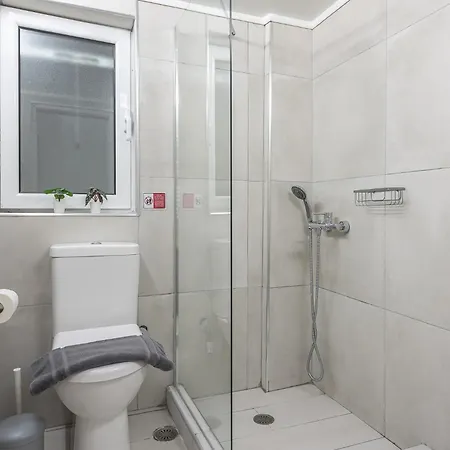 Contemporary 200m From Acropolis 100mbps Netflix Apartment Athens