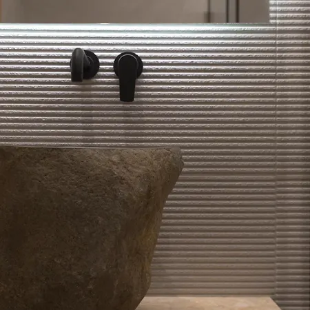 Living Stone