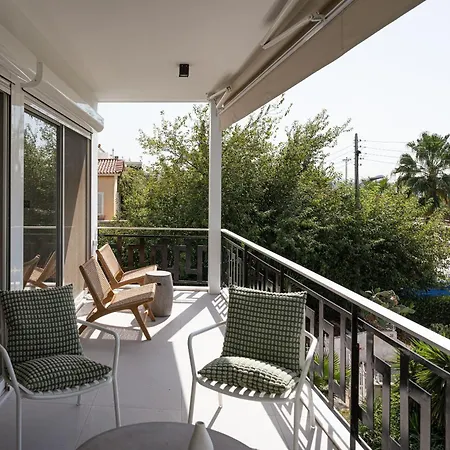 Apartment Glyfada Unique *