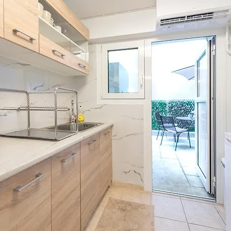 Flat With Patio Near Acropolis & Herodion Apartamento Atenas