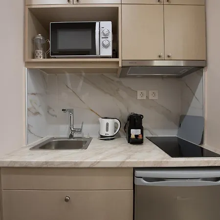 Apartment Rob Venture At The Of Athens