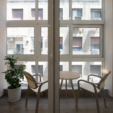 Apartment Rob Venture At The Of Athens