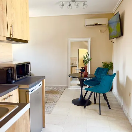 Yuna Penthouse, 100sqm Private Rooftop Terrasse, Acropolis By Foot Athens