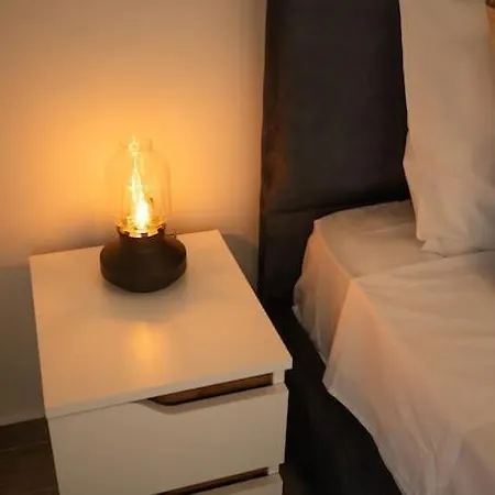 Dimofontas - Hub Thiseio & Gkazi Apartment *