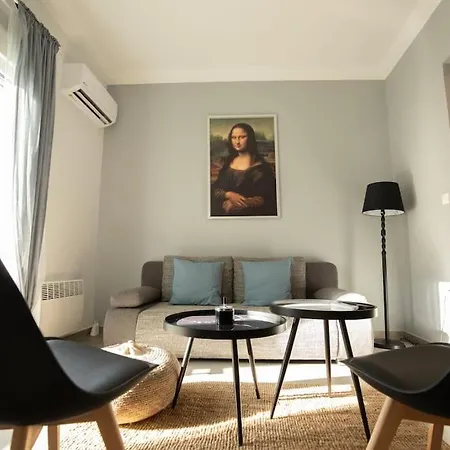 Dimofontas - Hub Thiseio & Gkazi Apartment *