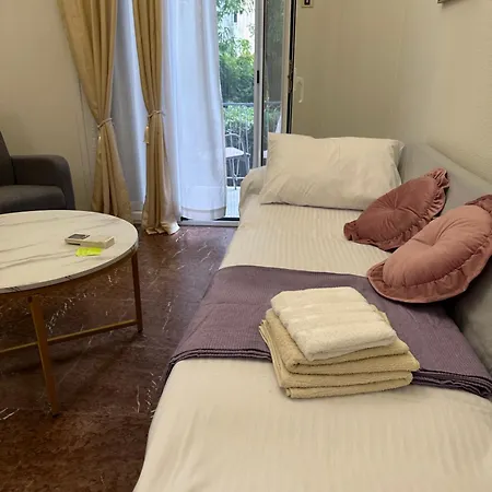 Lp Athens Apartment *