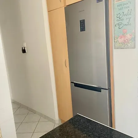 Beautiful View - 2 Bedroom Apartment