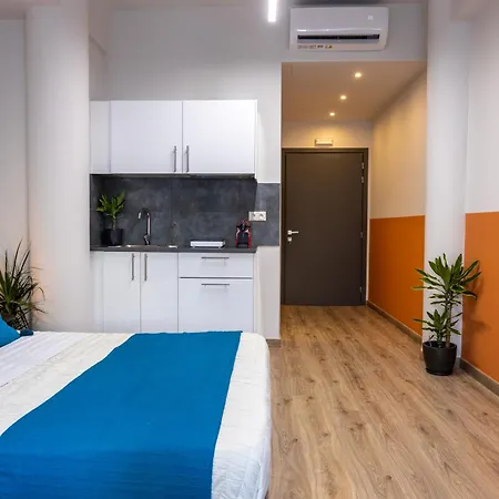 Athenian Sensations And In The Heart Of Apartment